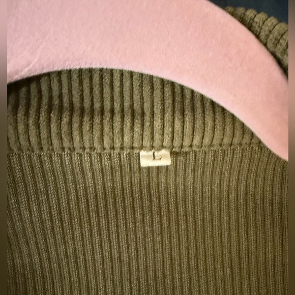 Amazon Essentials Sage Green Shacket - Picture 3 of 3